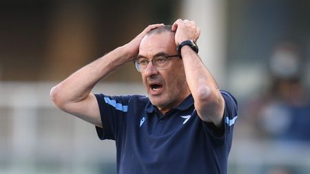 VERONA, ITALY - OCTOBER 24: Maurizio Sarri head coach of SS Lazio reacts during the Serie A match between Hellas and SS Lazio at Stadio Marcantonio Bentegodi on October 24, 2021 in Verona, Italy. (Photo by Alessandro Sabattini/Getty Images)