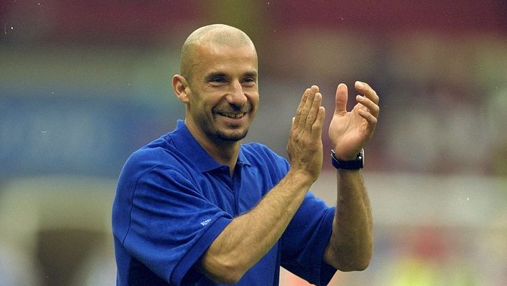 Vialli ai tempi del Chelsea: oggi in Nazionale, ma con un occhio sempre rivolto alla Samp... 