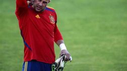 Pepe Reina non ha svolto l’allenamento con la Spagna stamattina a causa di un <b
