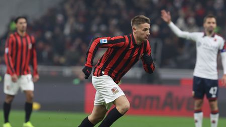 MILAN, ITALY - DECEMBER 15: Francesco Camarda of AC Milan in action during the Serie A match between AC Milan and Genoa at Stadio Giuseppe Meazza on December 15, 2024 in Milan, Italy. (Photo by Claudio Villa/AC Milan via Getty Images)