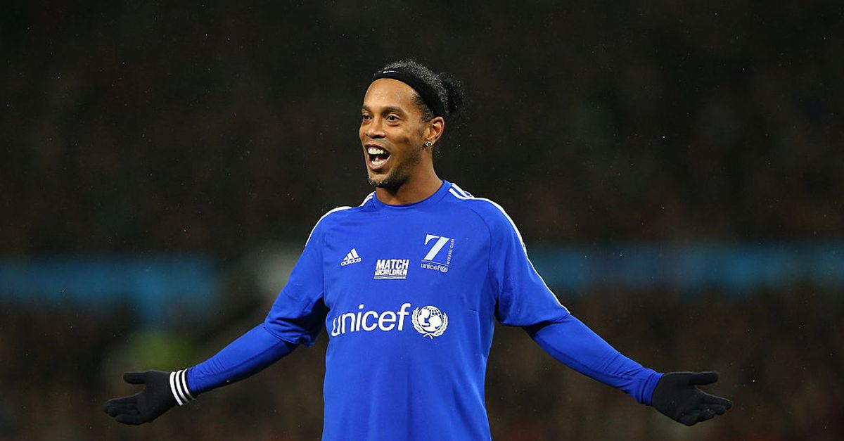 Scarpini ronaldinho on sale