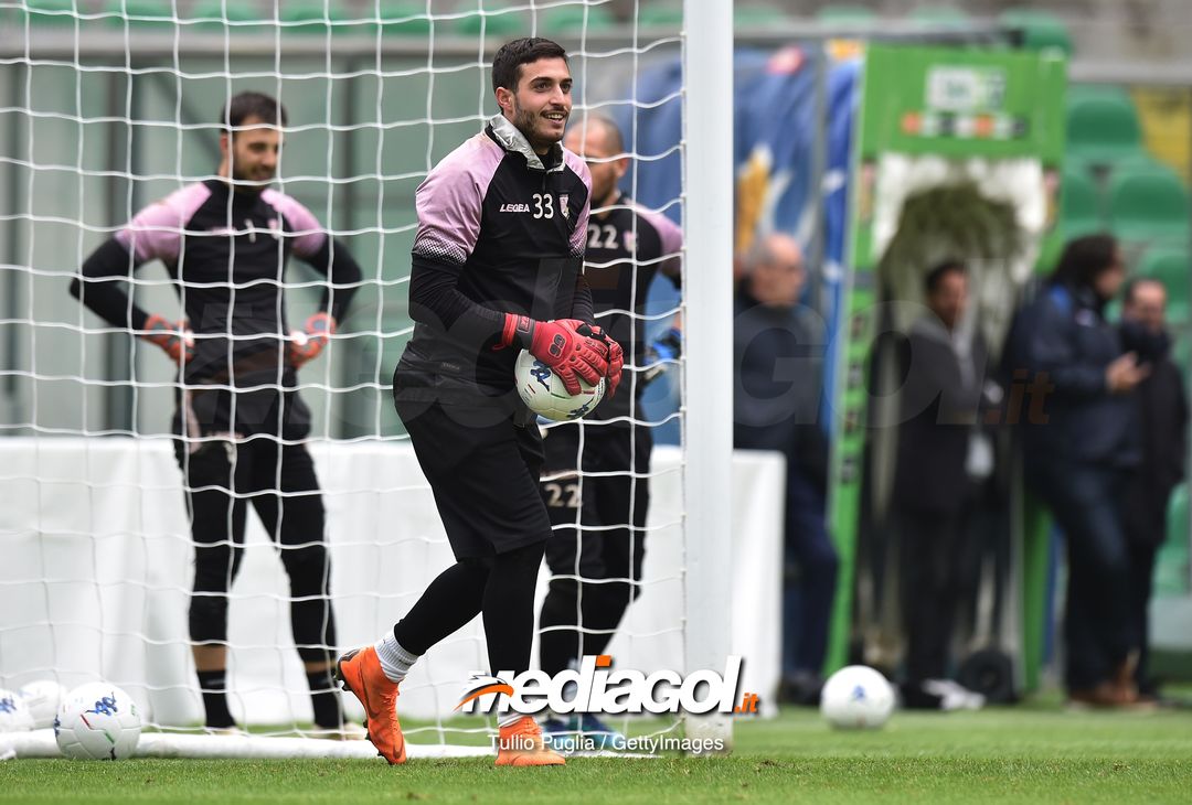  PALERMO, ITALY - MARCH 28: Fabrizio Alastra in action during a training session at Stadio Renzo Barbera on March 28, 2019 in Palermo, Italy. (Photo by Tullio M. Puglia/Getty Images) 