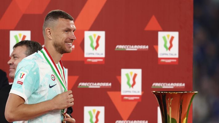 TS – Inter, l’arrabbiatura di Dzeko al cambio merita una riflessione TS – Inter, l’arrabbiatura di Dzeko al cambio merita una riflessione - immagine 1