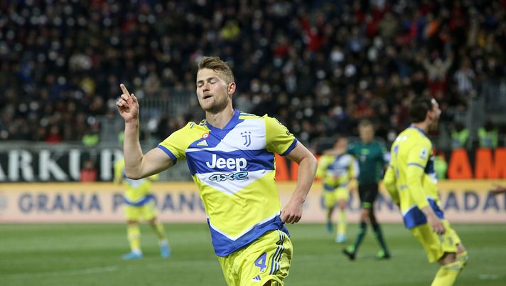 Pericolo rientrato per De Ligt: piccolo problema intestinale - immagine 1