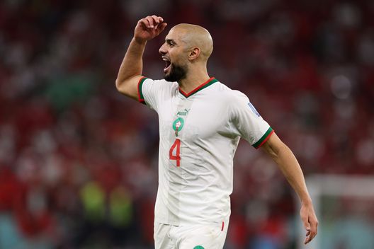 DOHA, QATAR - NOVEMBER 27: Sofyan Amrabat of Morocco celebrates his side's 2-0 victory in the FIFA World Cup Qatar 2022 Group F match between Belgium and Morocco at Al Thumama Stadium on November 27, 2022 in Doha, Qatar. (Photo by Elsa/Getty Images) Il futuro di Amrabat parla viola. Fiorentina pronta a trattare il rinnovo- immagine 2