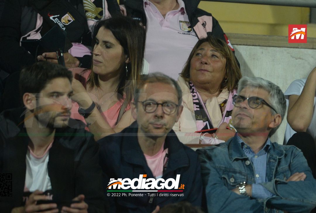 Fototifo, i tifosi allo stadio per Palermo-Virtus Entella 2-2 (gallery) - immagine 150