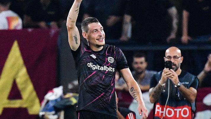 Belotti: “Facile giocare con questi tre! C’è Abraham, rispetto le scelte di Mourinho” Belotti: “Facile giocare con questi tre! C’è Abraham, rispetto le scelte di Mourinho” - immagine 1