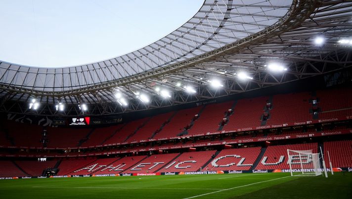 BILBAO, SPAIN - SEPTEMBER 17: General view inside the stadium prior to the LaLiga Santander match between Athletic Club and Rayo Vallecano at San Mames Stadium on September 17, 2022 in Bilbao, Spain. (Photo by Juan Manuel Serrano Arce/Getty Images) DERBY BASCO FEMMINILE