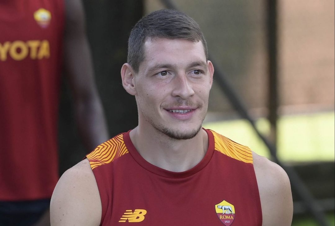 Roma, rifinitura prima del Monza: Belotti c’è. Squadra in ritiro – FOTO GALLERY - immagine 59