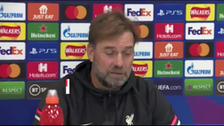 Klopp a Simeone: “Non stringerò la mano nemmeno prima del match” | VIDEO
