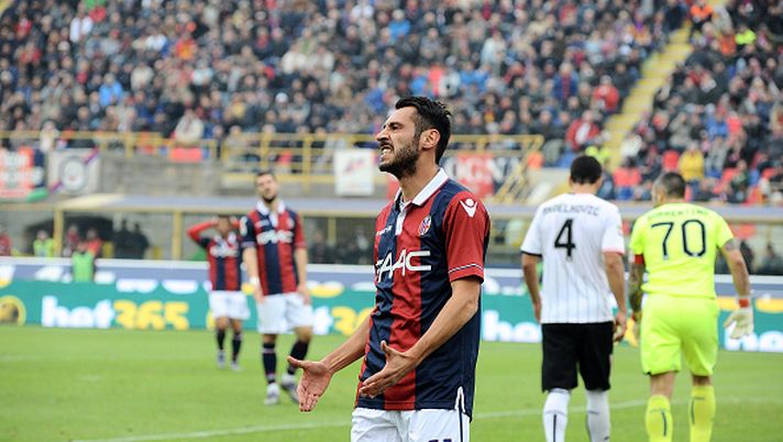 Mercato: Bologna-Sassuolo, fumata nera per Floccari. Slitta l’arrivo di Mancosu al Carpi Mercato: Bologna-Sassuolo, fumata nera per Floccari. Slitta l’arrivo di Mancosu al Carpi