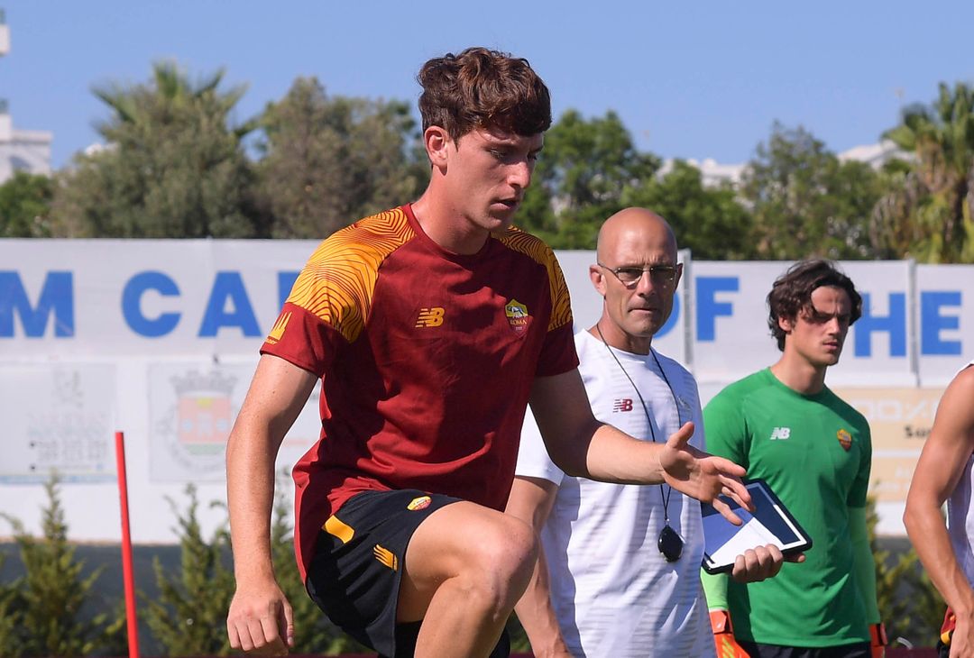 Ritiro Roma, allenamento pomeridiano: primo in gruppo per Dybala – FOTO GALLERY - immagine 46