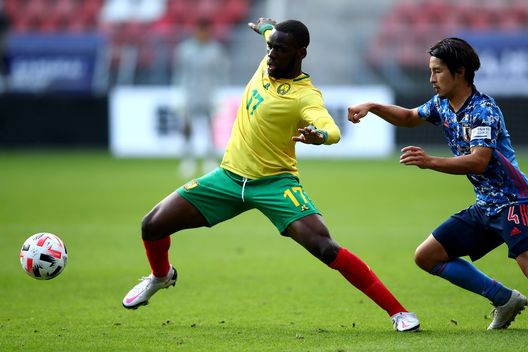 Jean Onana (centrocampista Bordeaux, qui con la maglia del Camerun), obiettivo di calciomercato del Milan | AC Milan News (Getty Images) Jean Onana Bordeaux Calciomercato AC Milan