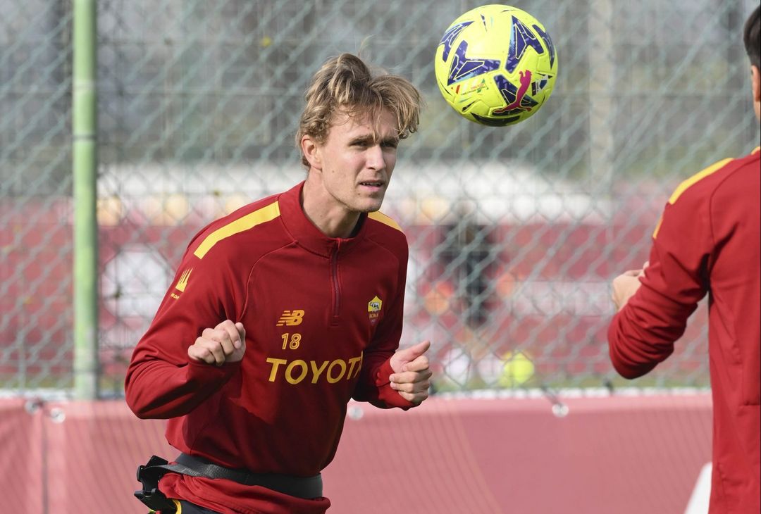 Roma, allenamento a Trigoria dopo la vittoria contro il Bologna – FOTO GALLERY - immagine 15
