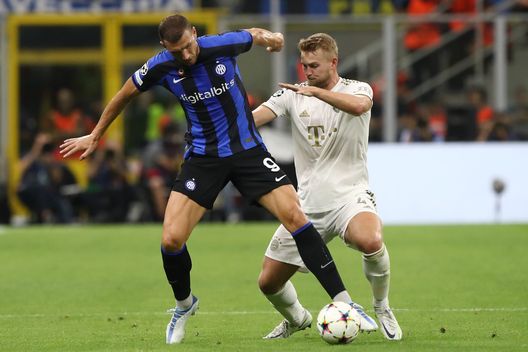 Inter-Bayern Monaco Dzeko De Ligt (getty images) Inter-Bayern Monaco Dzeko De Ligt