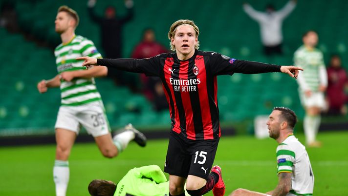 GLASGOW, SCOTLAND - OCTOBER 22: Jens Petter Hauge of AC Milan celebrates after scoring his sides third goal during the UEFA Europa League Group H stage match between Celtic and AC Milan at Celtic Park on October 22, 2020 in Glasgow, Scotland. Sporting stadiums around the UK remain under strict restrictions due to the Coronavirus Pandemic as Government social distancing laws prohibit fans inside venues resulting in games being played behind closed doors. (Photo by Mark Runnacles/Getty Images) GLASGOW, SCOTLAND - OCTOBER 22: Jens Petter Hauge of AC Milan celebrates after scoring his sides third goal during the UEFA Europa League Group H stage match between Celtic and AC Milan at Celtic Park on October 22, 2020 in Glasgow, Scotland. Sporting stadiums around the UK remain under strict restrictions due to the Coronavirus Pandemic as Government social distancing laws prohibit fans inside venues resulting in games being played behind closed doors. (Photo by Mark Runnacles/Getty Images)