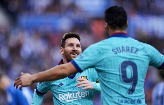 Messi Suarez (getty images) Messi Suarez