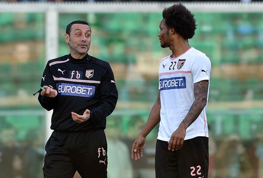 PALERMO, ITALY - MARCH 22: Assistant Coach Francesco Baiano (L) speaks to Augusto Nelson during a Palermo training session at Stadio Renzo Barbera on March 22, 2013 in Palermo, Italy. (Photo by Tullio M. Puglia/Getty Images) PALERMO, ITALY - MARCH 22: Assistant Coach Francesco Baiano (L) speaks to Augusto Nelson during a Palermo training session at Stadio Renzo Barbera on March 22, 2013 in Palermo, Italy. (Photo by Tullio M. Puglia/Getty Images)