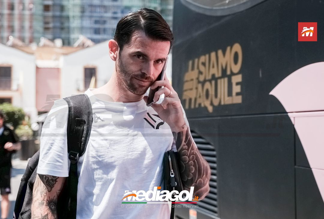 FOTO Torino-Palermo, rosanero in partenza dall’hotel (Gallery)- immagine 1