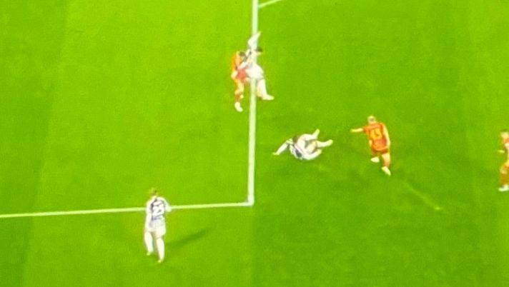 Arbitro di A: “Juve-Roma, scelto frame sbagliato sul gol di Rabiot. Perché? Non capiamo” - immagine 1