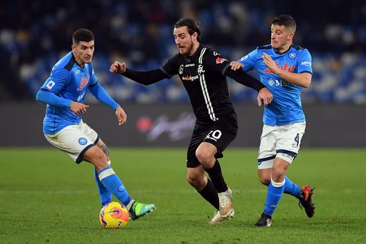 (Getty Images) napoli spezia bastoni