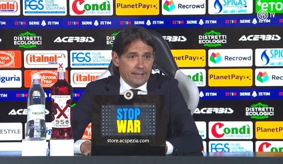 Inzaghi in conferenza: “Gosens penalizzato dallo stato di forma di Perisic. Non parlo di…” Inzaghi in conferenza: “Gosens penalizzato dallo stato di forma di Perisic. Non parlo di…” - immagine 1