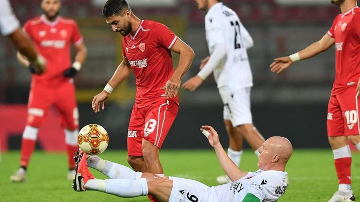 Padova contro Perugia, sfida dentro e fuori dal campo tra le due regine del girone Padova contro Perugia, sfida dentro e fuori dal campo tra le due regine del girone