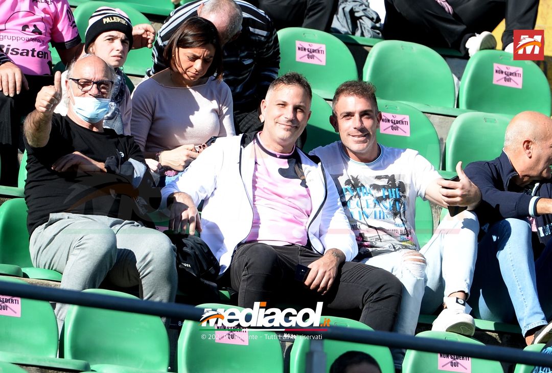FOTO, i tifosi allo stadio per Palermo – Potenza 2-0 (Gallery) - immagine 60