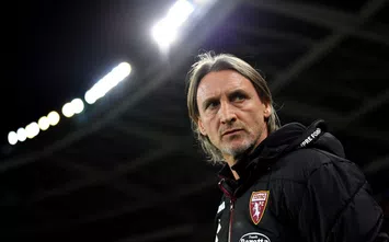 TURIN, ITALY - JANUARY 29: Head Coach of Torino DavideNicola looks on prior to the Serie A match between Torino FC and ACF Fiorentina at Stadio Olimpico di Torino on January 29, 2021 in Turin, Italy. (Photo by Valerio Pennicino/Getty Images)