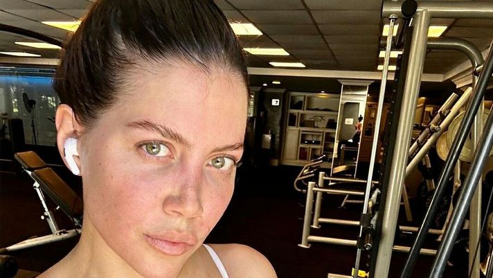 Instagram @wanda_nara Wanda Nara, domenica in palestra: “Senza make up e filtri. Oggi vale doppio?” - immagine 1