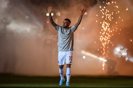 Dani Alves (Getty images) Dani Alves (Getty images)