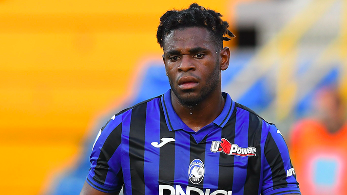 Gazzetta: “Un’offerta in arrivo per Duvan Zapata: l’Atalanta lo vende solo così! Si dice che il Barça…” - immagine 1