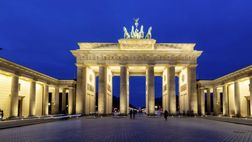 Bandiere e birre in regalo: si avvicina il derby “happy hour” di Berlino…