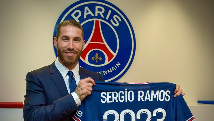 Sergio Ramos ha firmato fino al 30 giugno 2023 con il PSG (Official PSG Twitter) 