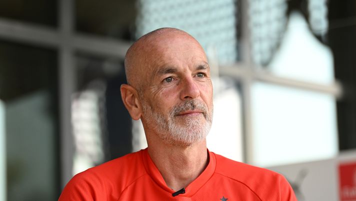Stefano Pioli AC Milan allenamento Dubai