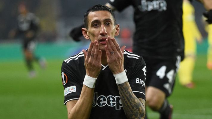 Juventus' Argentine forward Angel Di Maria celebrates scoring his team's first goal during the UEFA Europa League round of 32, second leg football match between FC Nantes and Juventus FC, at The Stade de la Beaujoire in Nantes on February 23, 2023. (Photo by Sebastien SALOM-GOMIS / AFP) (Photo by SEBASTIEN SALOM-GOMIS/AFP via Getty Images) Del Piero: “Com’è finita la gara di punizioni con Di Maria. E se sente la parola ‘finale’…” - immagine 1