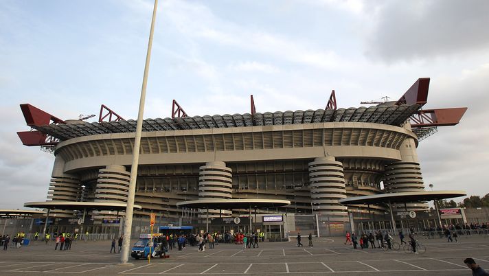 MILAN, ITALY - OCTOBER 20:  A general view of the Giuseppe Meazza Stadium before the UEFA Europa League match between FC Internazionale Milano and Southampton FC at Giuseppe Meazza Stadium on October 20, 2016 in Milan, .  (Photo by Marco Luzzani - Inter/Inter via Getty Images) 